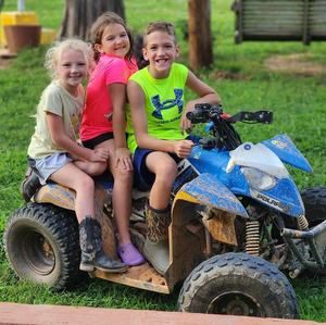 Meet your Posher, Renee